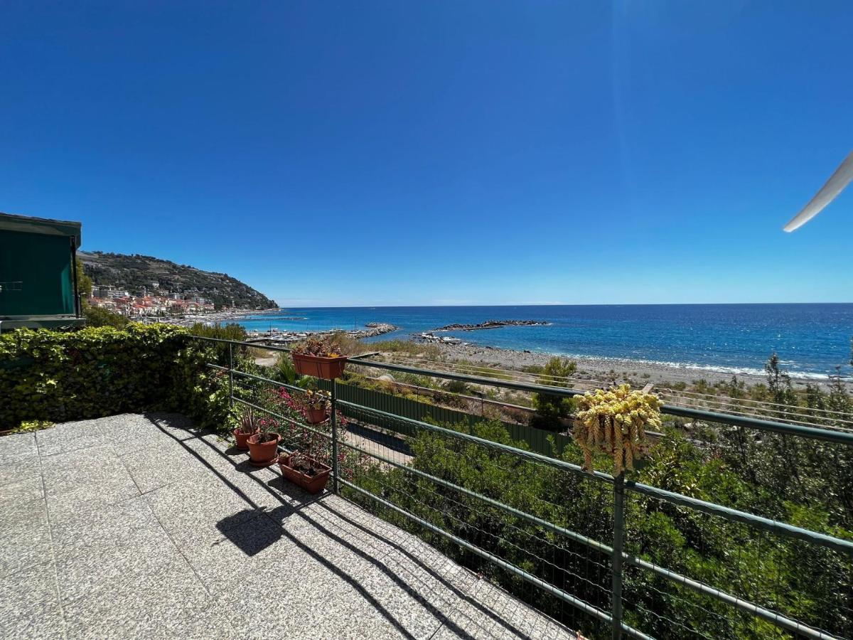 Suite A 2 Passi Dalla Spiaggia - Оспедалетти Экстерьер фото