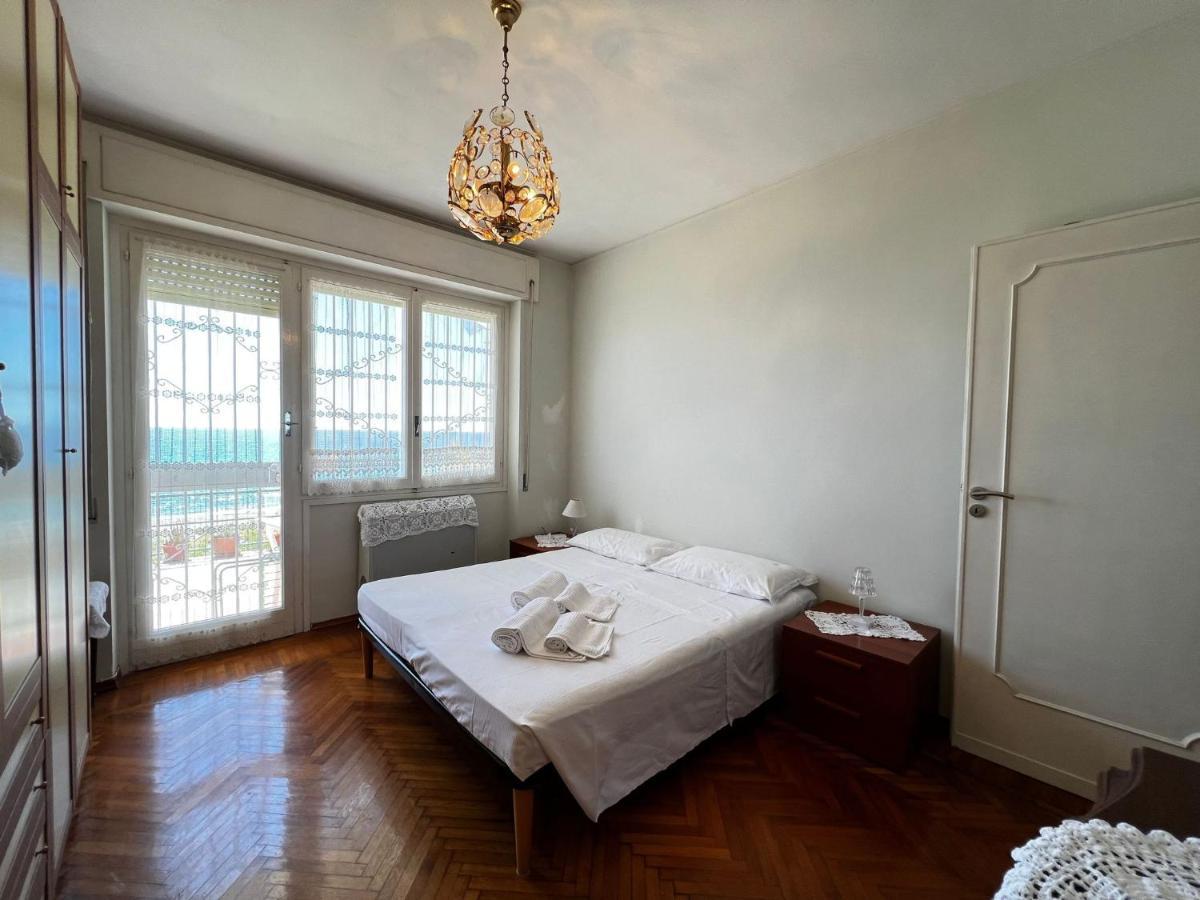 Suite A 2 Passi Dalla Spiaggia - Оспедалетти Экстерьер фото